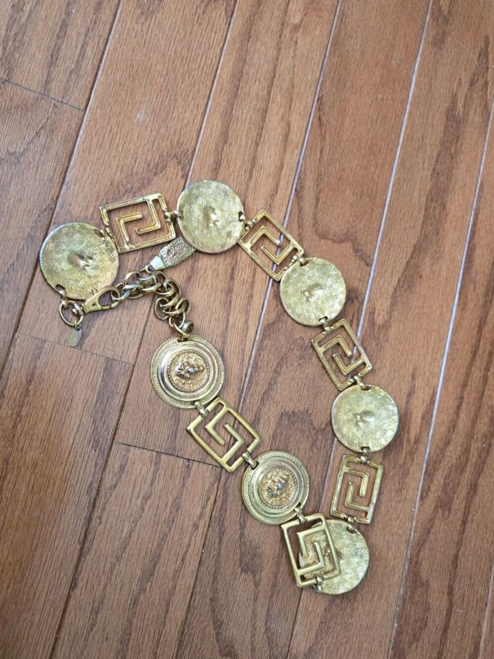 Express Vintage Gold Lion Head Medallion Chunky Chain Belt - Picture 7 of 12